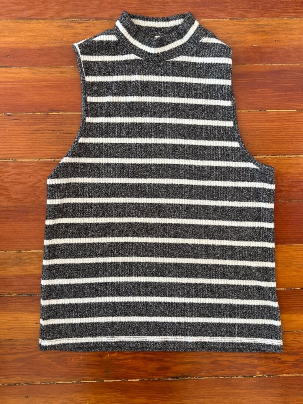 Gap Minimalist Basic Sleeveless Gray Striped Turtleneck